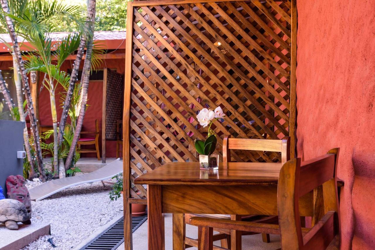 Hotel Mahayana Tamarindo Exterior foto