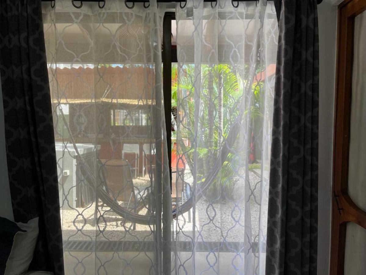 Hotel Mahayana Tamarindo Exterior foto