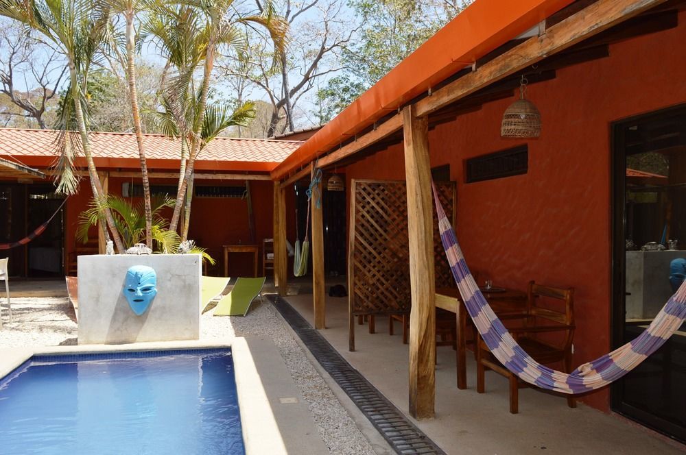 Hotel Mahayana Tamarindo Exterior foto